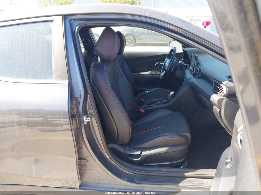 2019 Hyundai Veloster 2.0 Premium