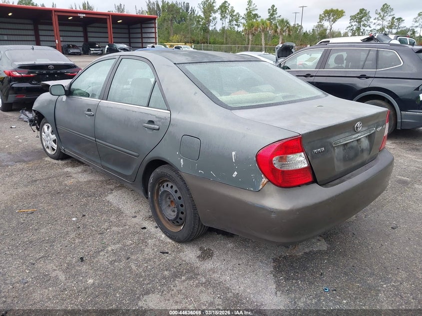 2004 Toyota Camry Le
