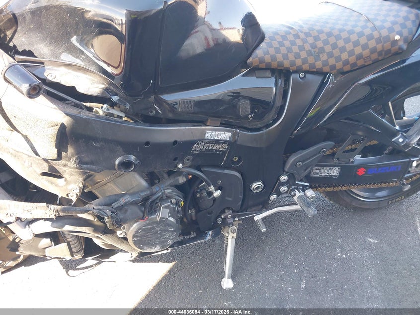 2022 Suzuki Gsx1300 Rr VIN: JS1EJ11B0N7102142 Lot: 44636084