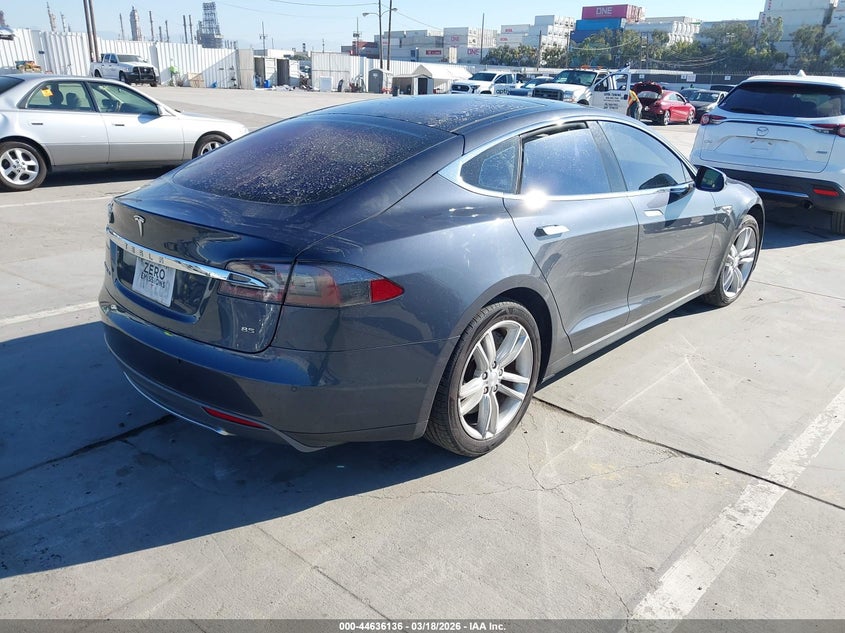 2014 Tesla Model S P85