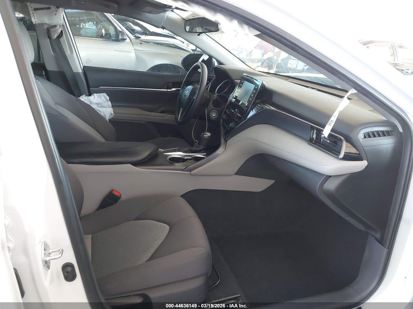 2024 Toyota Camry Le