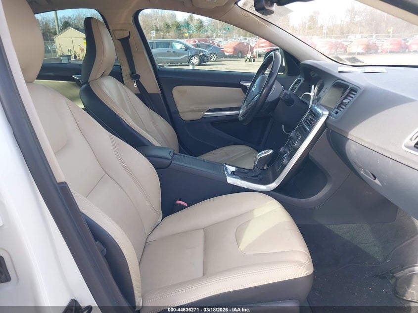 2013 Volvo S60 T5/T5 Platinum/T5 Premier/T5 Premier Plus