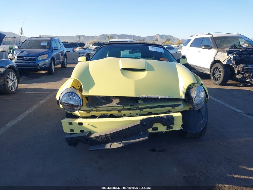 2002 FORD THUNDERBIRD auction photo 6