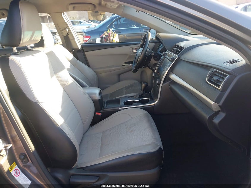 2016 Toyota Camry Se