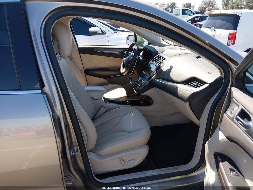 2019 Lincoln Mkc Standard