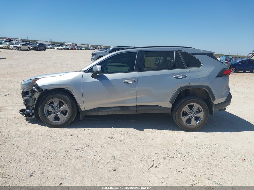 VIN 2T3W1RFV1RW356125 2024 TOYOTA RAV4 XLE