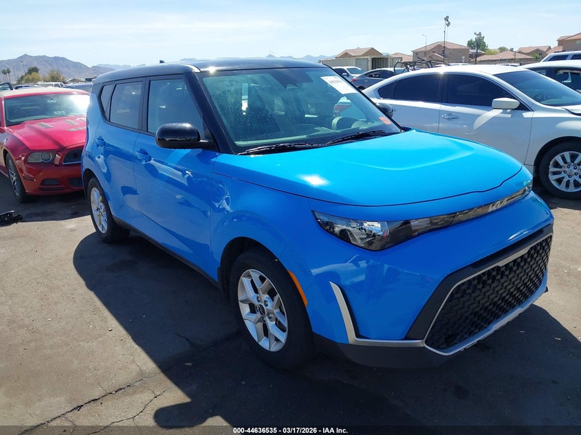 2025 KIA SOUL S