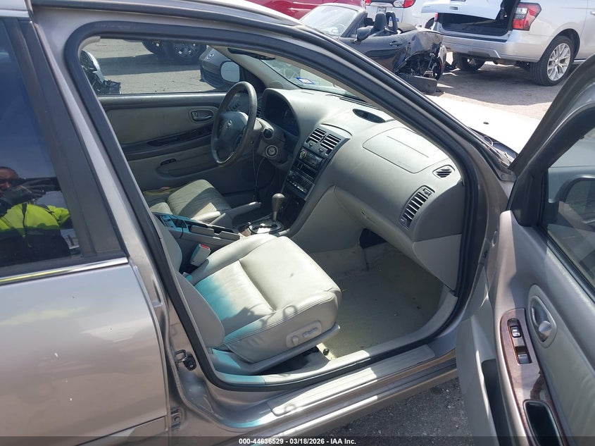 2002 Nissan Maxima Gle