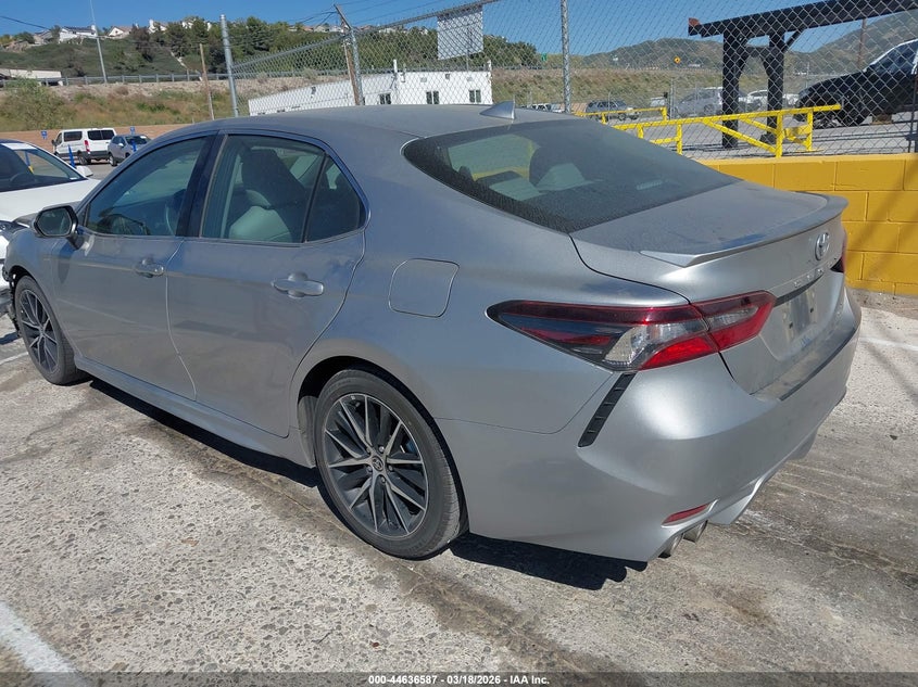 2023 Toyota Camry Se Hybrid