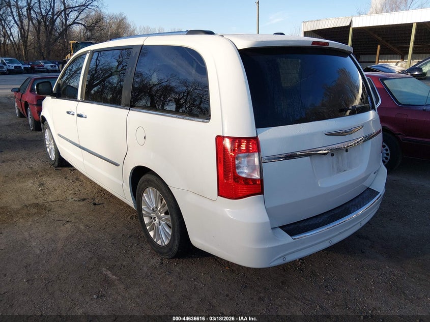 2013 Chrysler Town & Country Limited