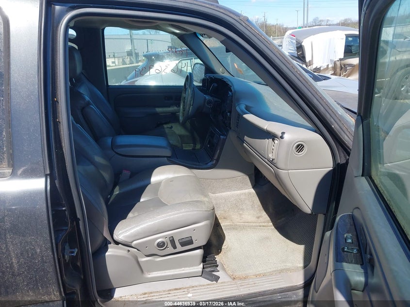 2004 GMC Yukon Denali