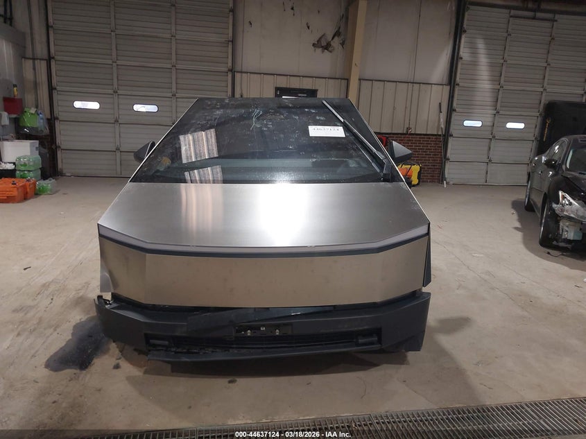 2024 Tesla Cybertruck All-Wheel Drive VIN: 7G2CEHED2RA007243 Lot: 44637124