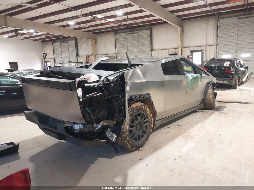 2024 Tesla Cybertruck All-Wheel Drive VIN: 7G2CEHED2RA007243 Lot: 44637124