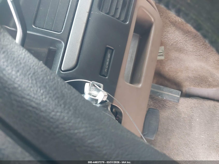 1992 Ford Bronco U100 VIN: 1FMEU15H3NLA14099 Lot: 44637279