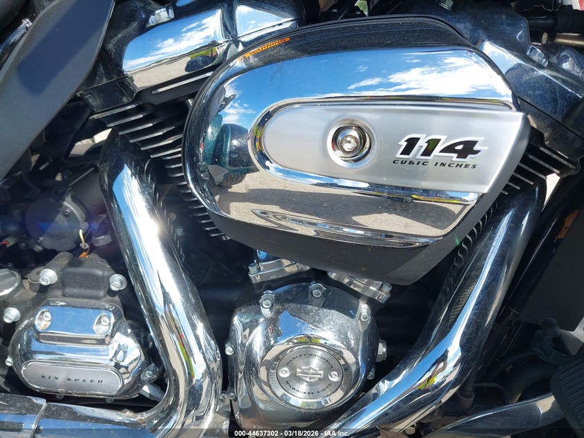 2024 Harley-Davidson Flhtcutg VIN: 1HD1MAF16RB860998 Lot: 44637302