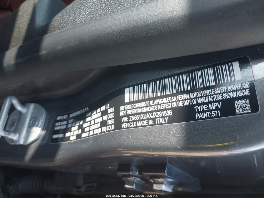 MASERATI LEVANTE 2018 VIN ZN661XUAXJX291536