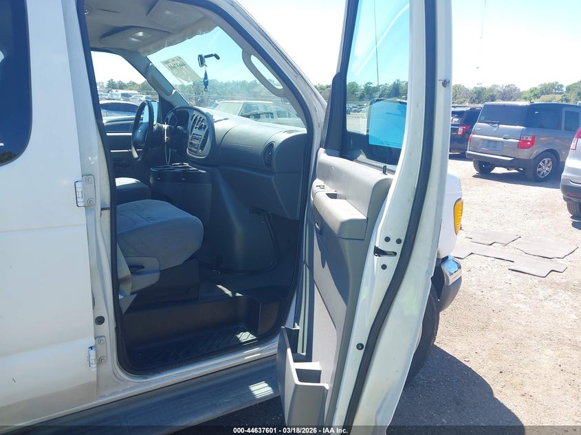 2006 Ford E-350 Super Duty Xl/Xlt