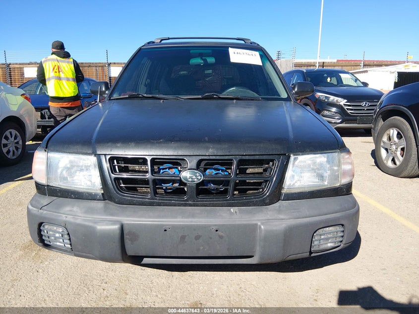 1998 Subaru Forester L VIN: JF1SF6352WG781983 Lot: 44637643
