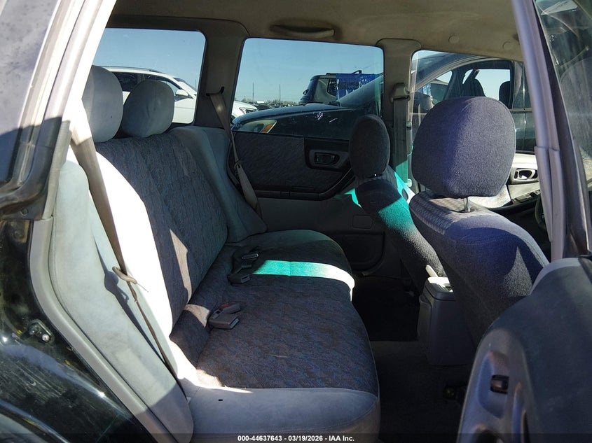 1998 Subaru Forester L VIN: JF1SF6352WG781983 Lot: 44637643