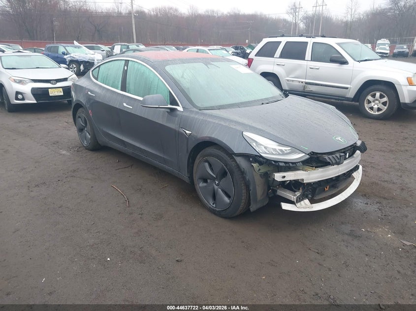 2018 Tesla Model 3 Long Range/Performance