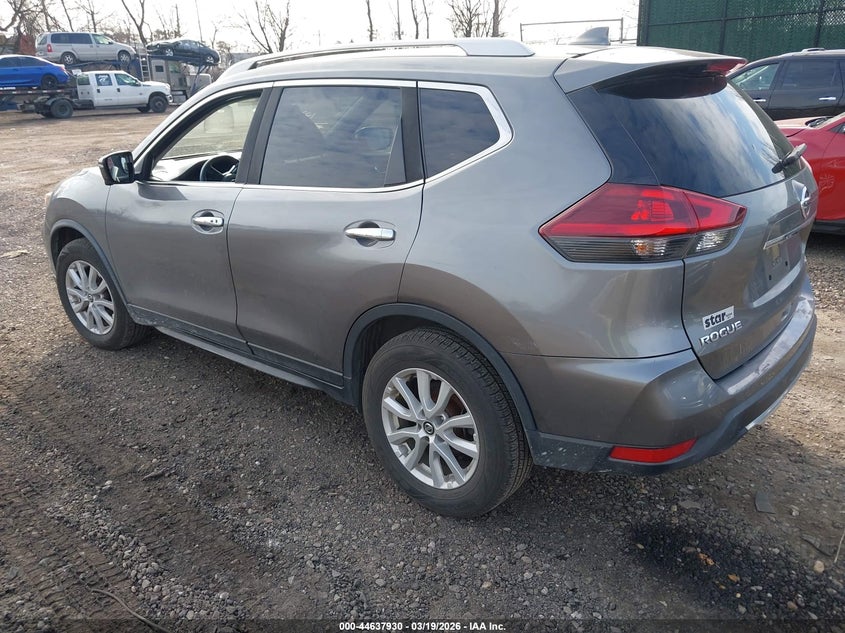 2018 Nissan Rogue Sv