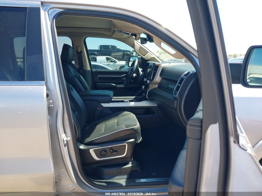 2019 Ram 1500 Laramie 4X2 5'7 Box