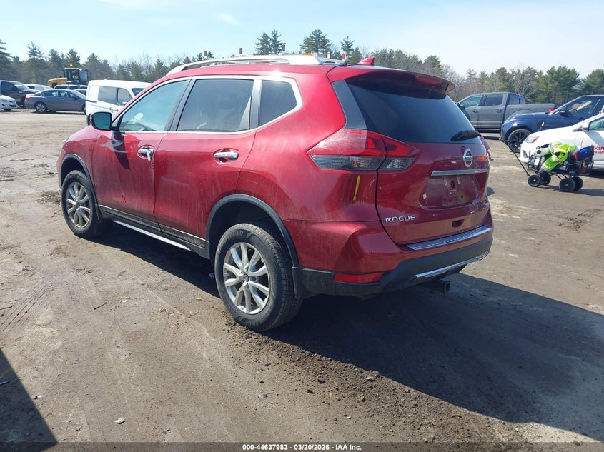 2018 Nissan Rogue Sv