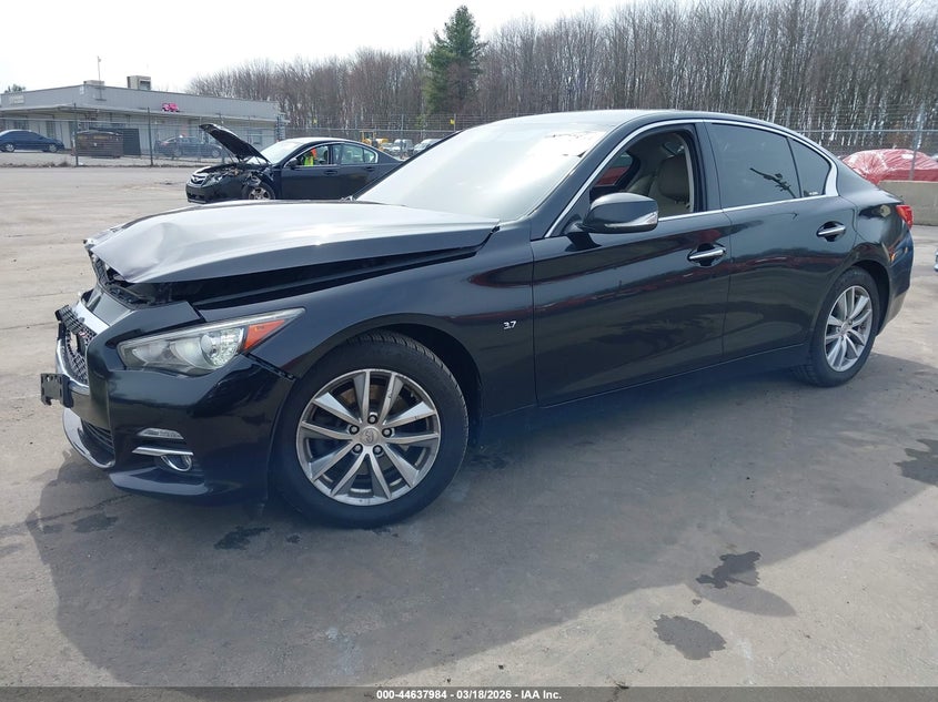 2015 Infiniti Q50 Premium