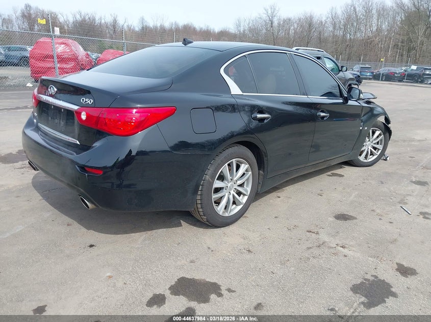 2015 Infiniti Q50 Premium