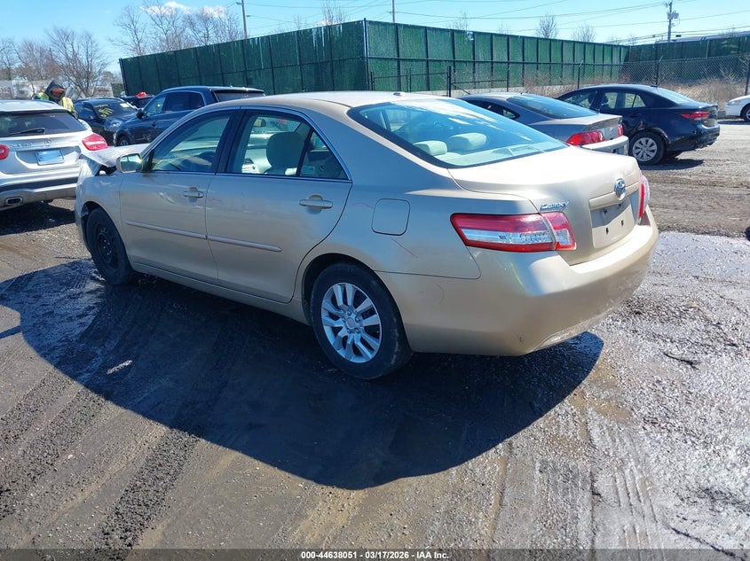 2010 Toyota Camry Le