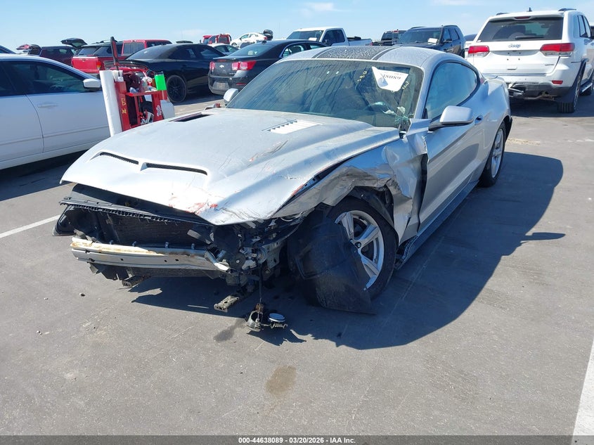 2016 Ford Mustang V6
