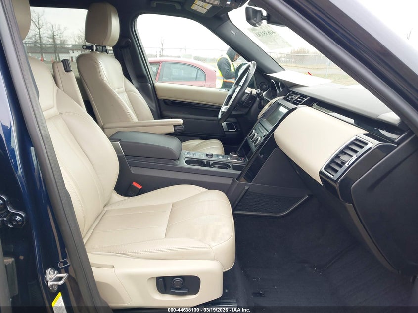 2020 Land Rover Discovery Se