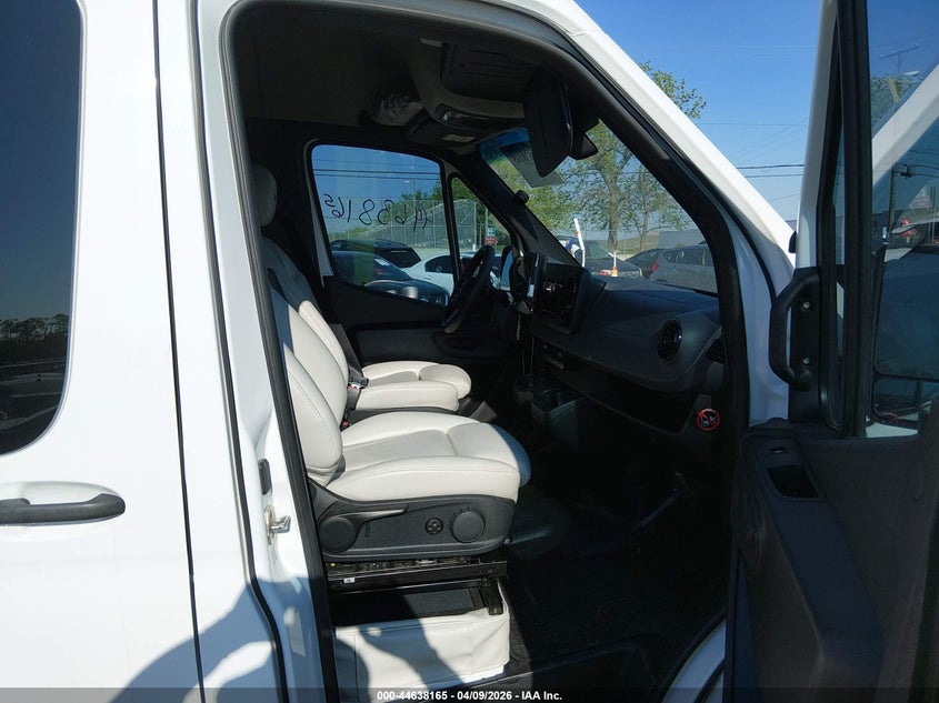 2020 Mercedes-Benz Sprinter 2500 Standard Roof V6