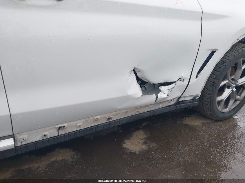 2021 BMW X4 xDrive30I VIN: 5UX2V1C06M9H19137 Lot: 44638188