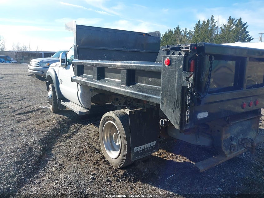 2015 Ford F-550 Chassis Xl