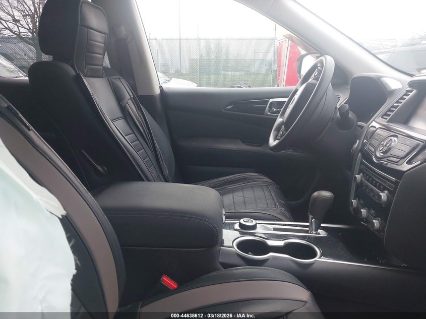 2017 Nissan Pathfinder S