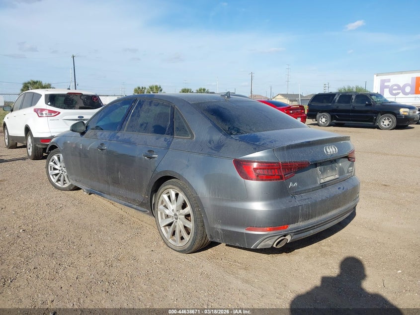 Vin: waudnaf42jn017323, lot: 45135688, audi a4 2.0t premium/2.0t tech premium 20183