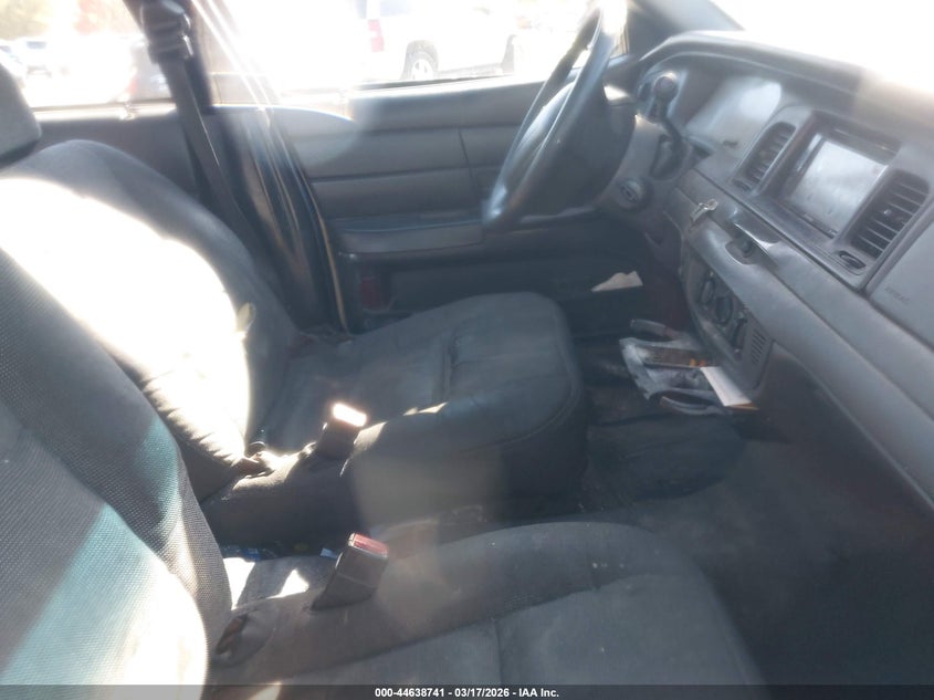 2003 Ford Crown Victoria Police