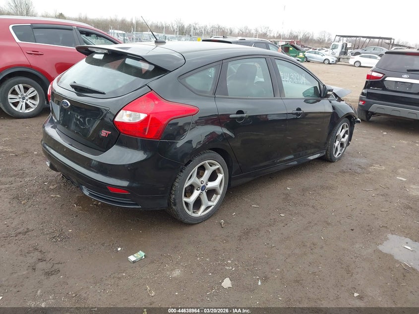 2014 Ford Focus St