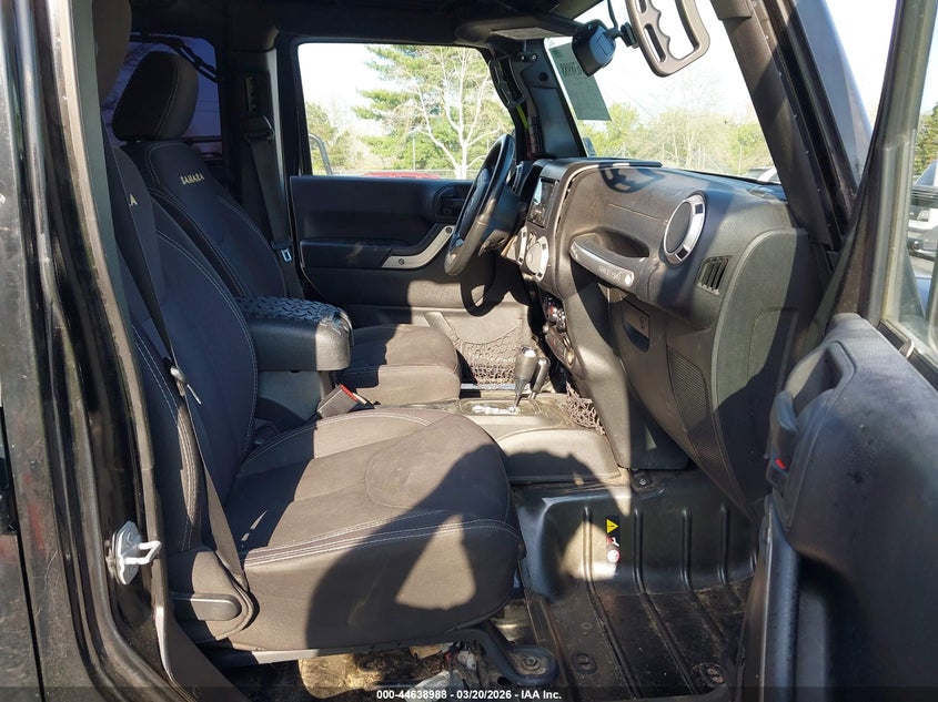 2015 Jeep Wrangler Unlimited Sahara