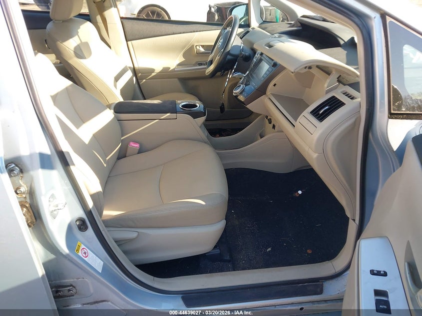 2014 Toyota Prius V Five