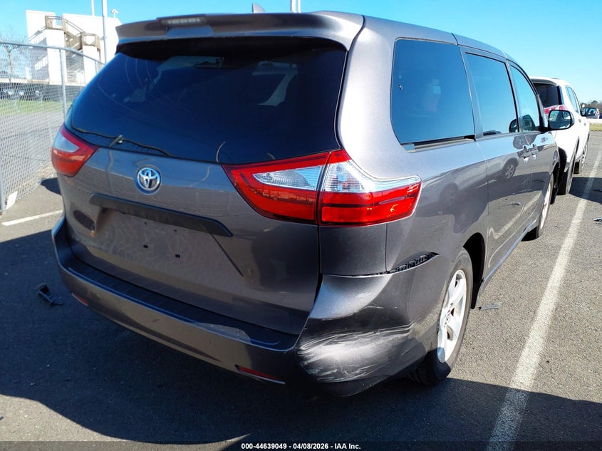 2019 Toyota Sienna L 7 Passenger