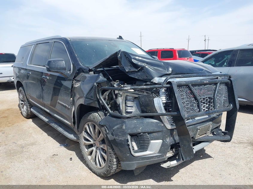 2022 GMC YUKON XL 4WD DENALI