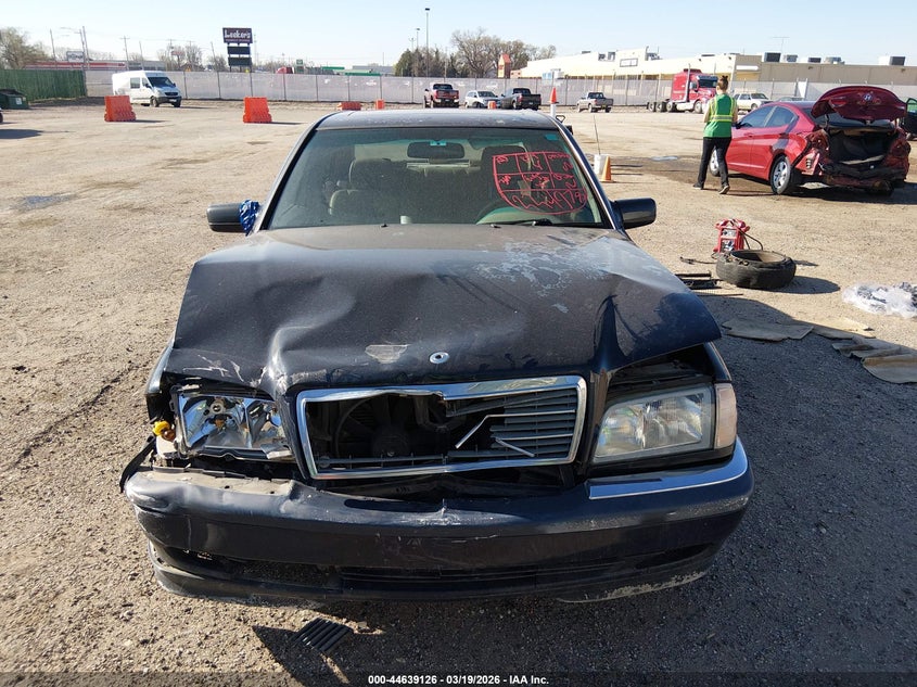 1999 Mercedes-Benz C 230 Kompressor VIN: WDBHA24G0XA782984 Lot: 44639126