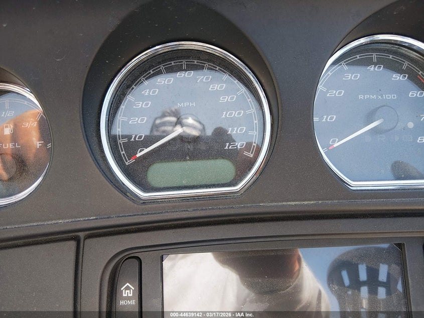 2017 Harley-Davidson Flhtcutg Tri Glide Ultra VIN: 1HD1MAD10HB859427 Lot: 44639142