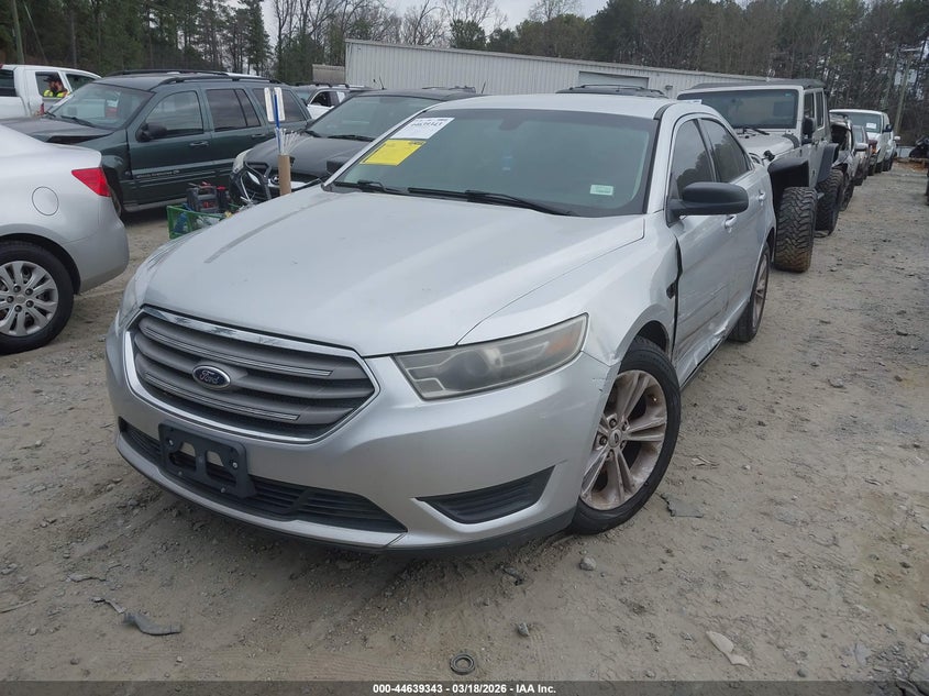 2015 Ford Taurus Se