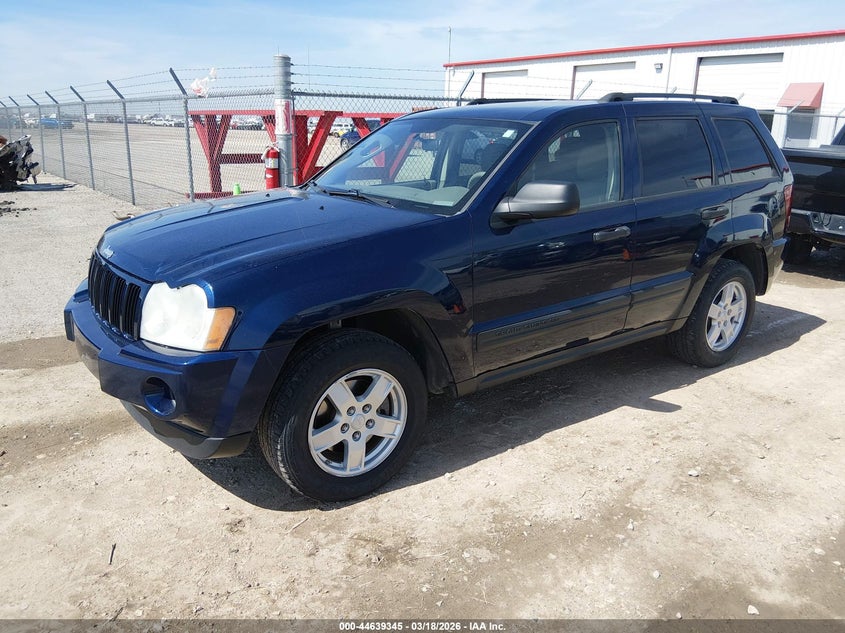2005 Jeep Grand Cherokee Laredo