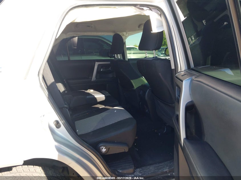 2023 TOYOTA 4RUNNER auction photo 8