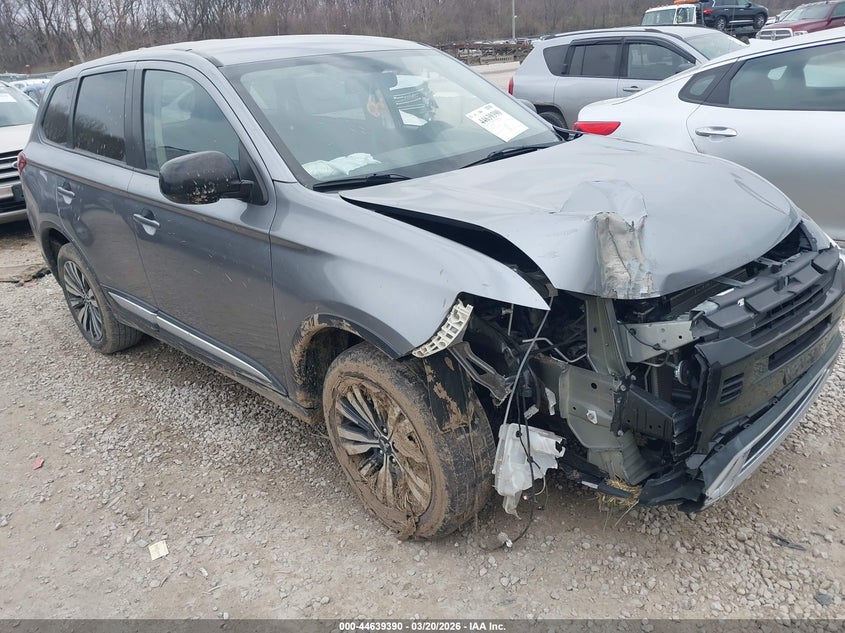 2020 Mitsubishi Outlander Es 2.4