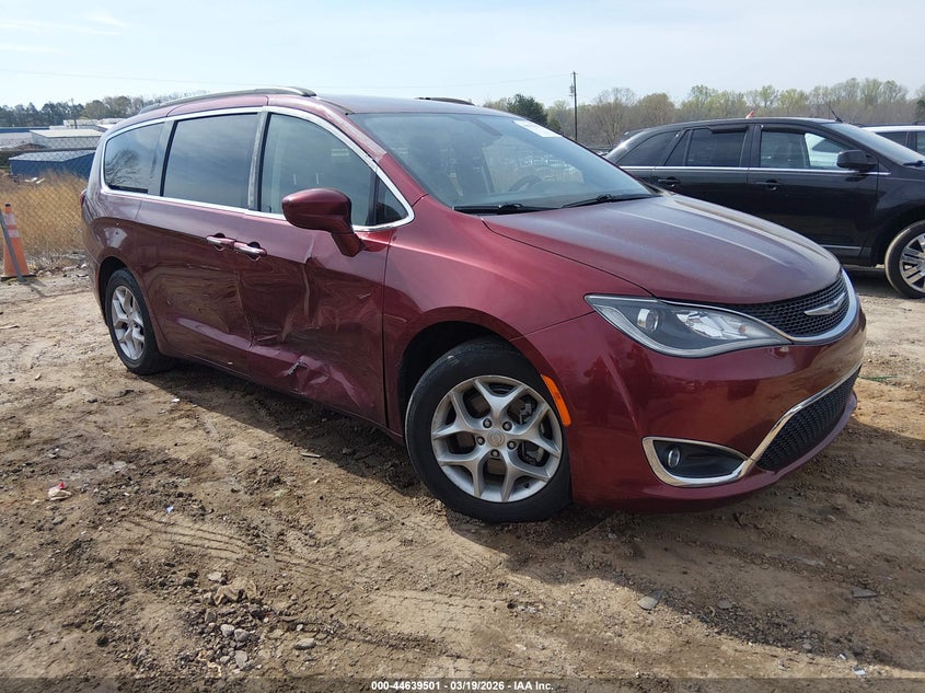 2018 Chrysler Pacifica Touring Plus
